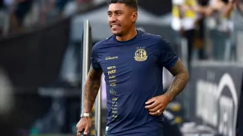 标题改写：网传阿玛德赛后秘密探妻传闻，球员本人辟谣：纯属谣言！