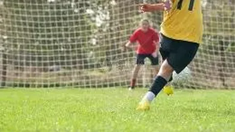 在陕北小县城的“绿茵梦想岛”，足球重塑命运的非凡传奇